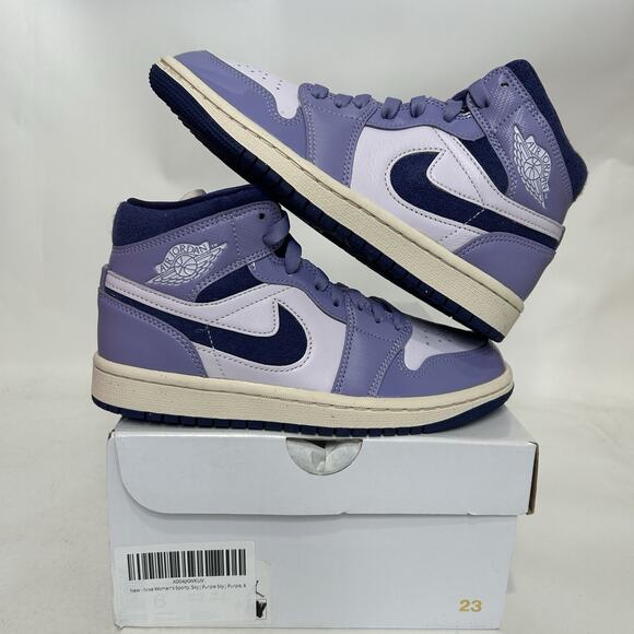 Jordan 1 Mid Purple Aqua 8.5 (39) | Mercari Nike Air Jordan 1 Mid SE WMNS “Light Purple Chenille”